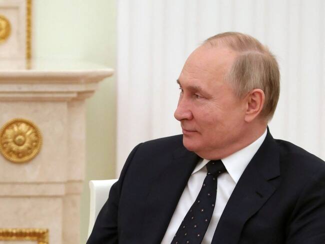 El presidente ruso Vladimir Putin en un salón del Kremlin