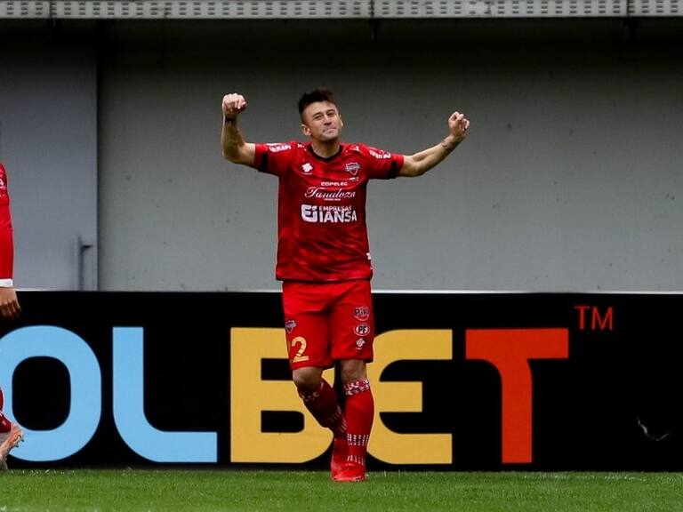 Roberto Gutiérrez aclaró la polémica tras su salida de Ñublense: "Estaba frío para patear un penal en la Supercopa"