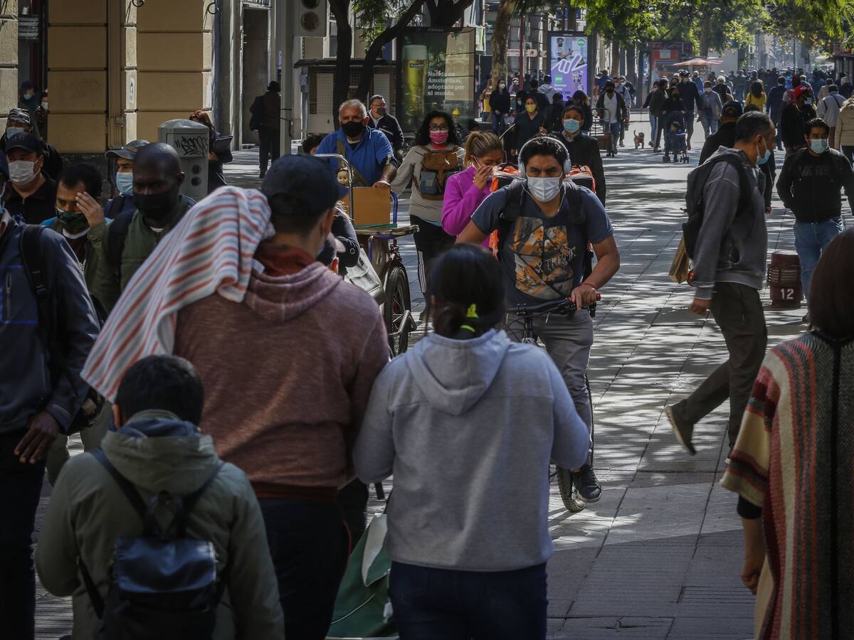 Nuevo récord de la pandemia: Chile reporta 12.500 casos nuevos y contagios aumentan más de 100% en última semana