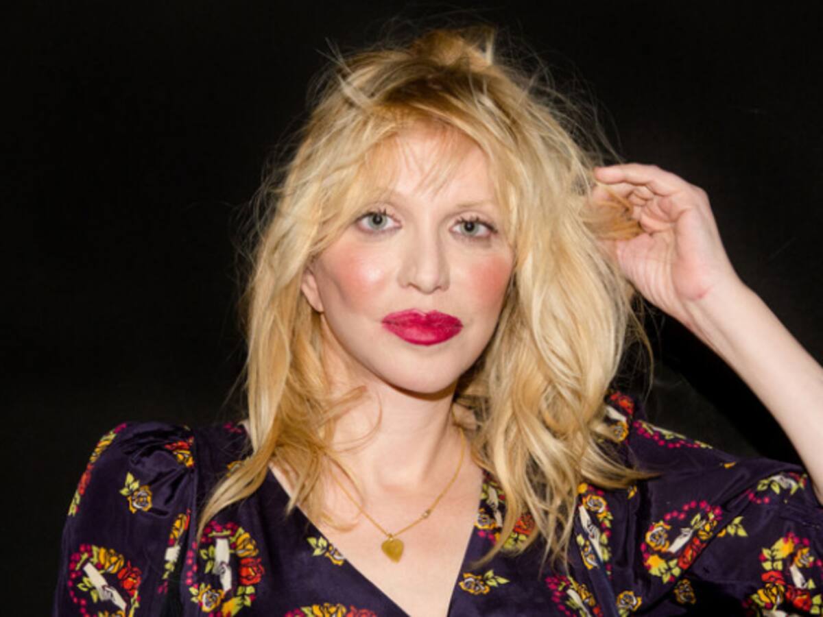 Courtney Love reveló que dejó su carrera como actriz por «incidentes dignos de #MeToo»