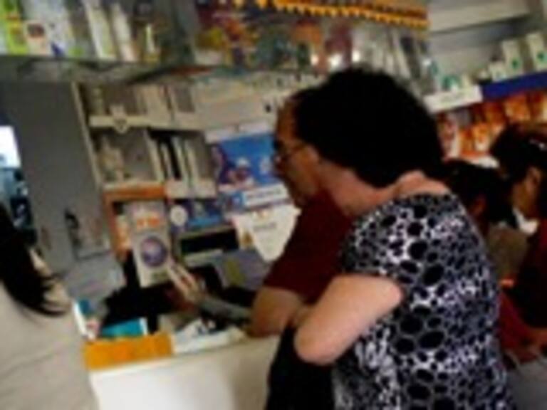 ISP prohibió distribución de miel de bórax tras dos casos de botulismo en lactantes