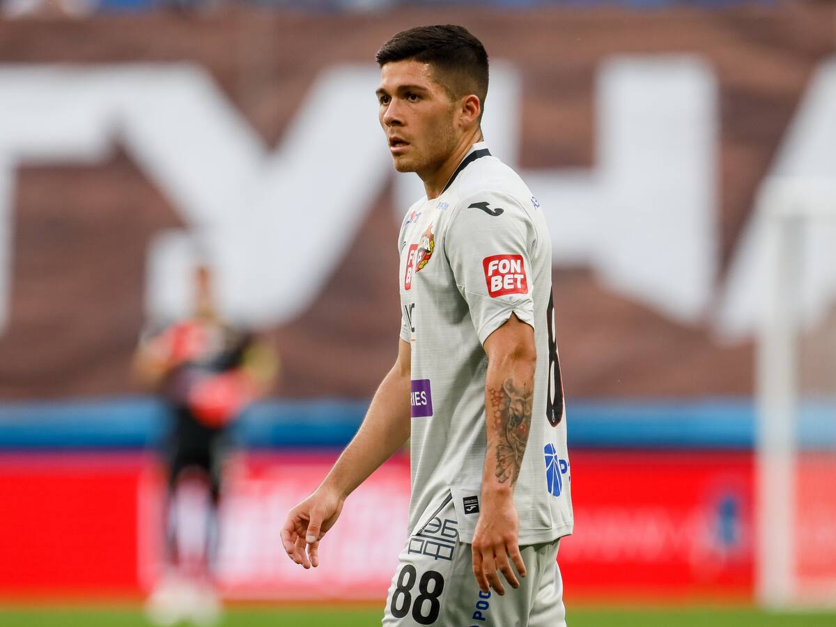“Los colegas chilenos están un poco apurados”: Gerente de comunicaciones del CSKA de Moscú dice que el traspaso de Víctor Méndez no está firmado