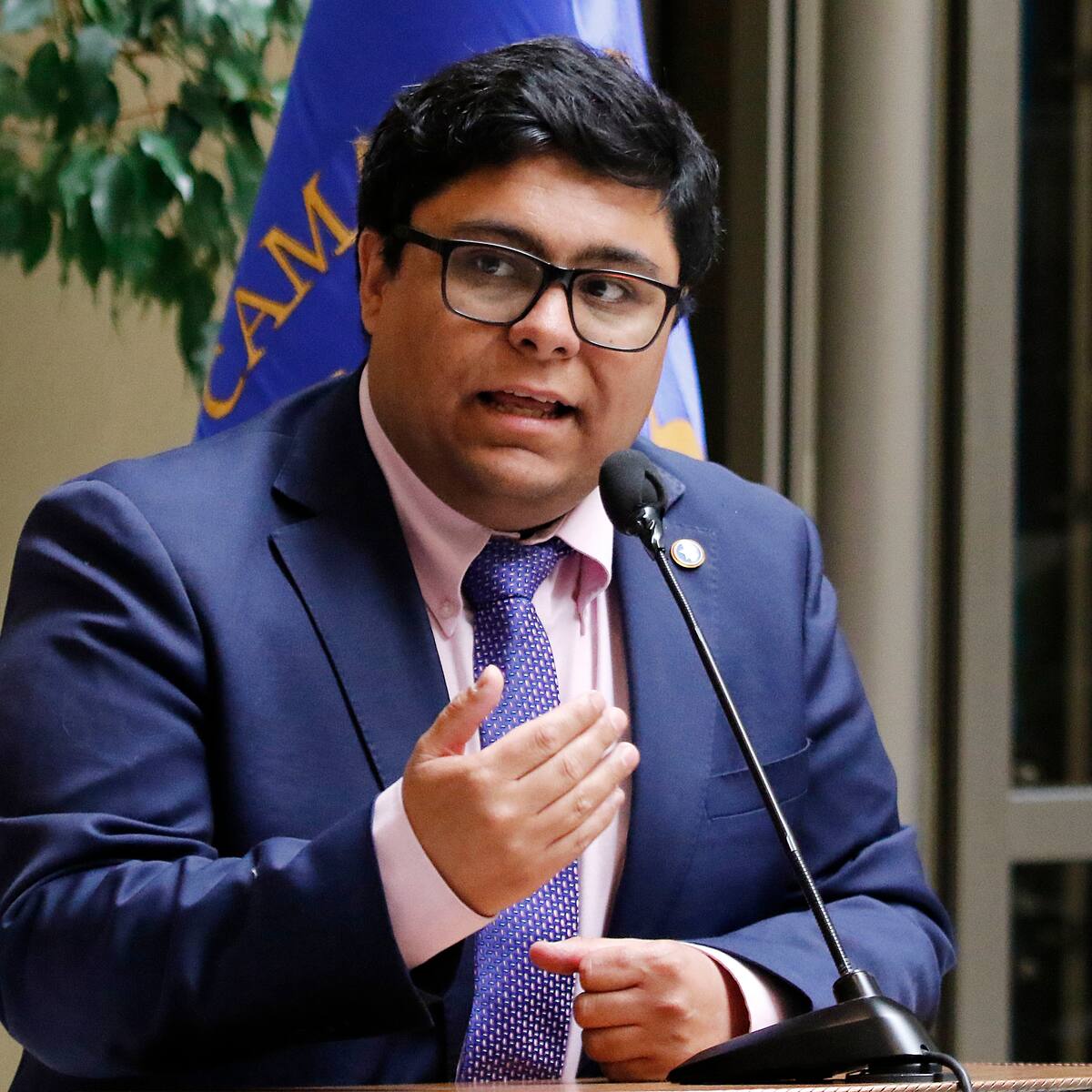 Diputado del Partido Republicano José Carlos Meza sufre encerrona en Recoleta: fue amenazado con armas de fuego