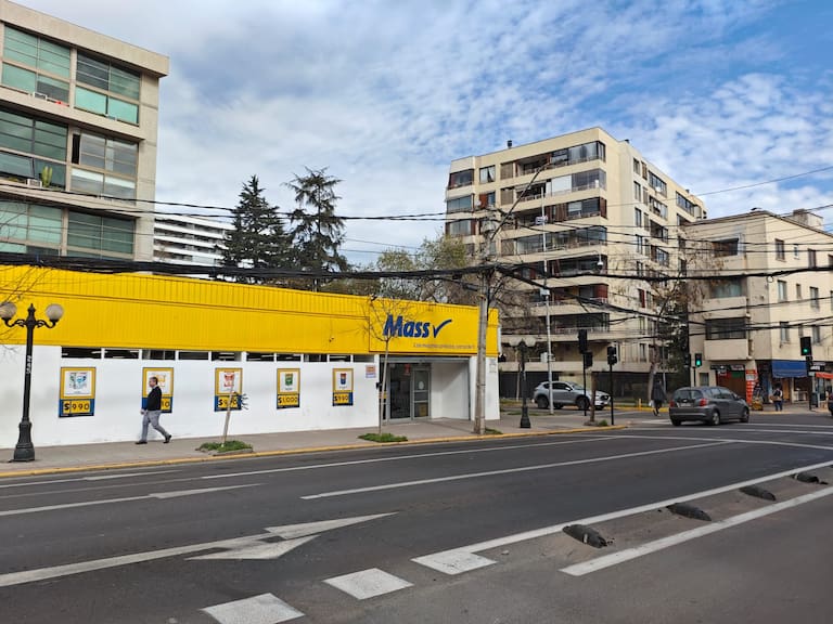 Visitamos el nuevo supermercado que llegó a Chile: ¿Es realmente tan barato como dicen en redes sociales?