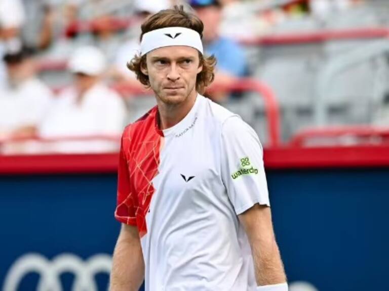 No se puede creer: Andrey Rublev fue vapuleado por el australiano Popyrin en la final del Masters 1000 de Montreal