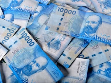 Aumento en sueldo y bonos: revisa como quedó el reajuste salarial para el sector público 2024