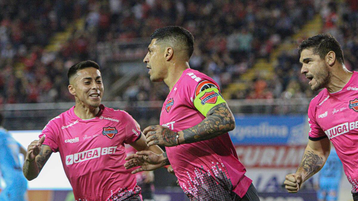 A la espera del nuevo DT: Ñublense anuncia las renovaciones de dos referentes del plantel