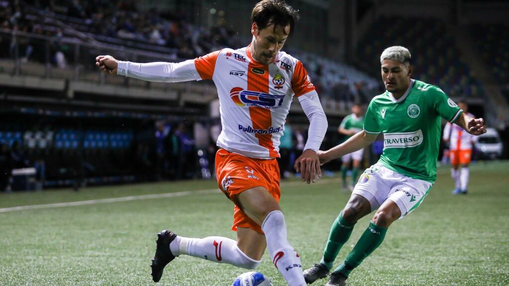 Francisco Alarcón, defensa de Cobresal: "Junto a la UC, Colo Colo es el equipo que mejor juega en el torneo"