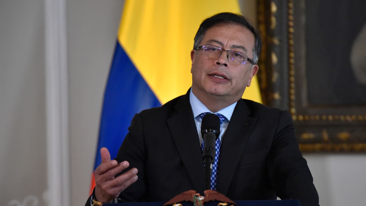 Escándalo en Colombia: ordenan suspensión provisional del presidente Petro en medio de investigación electoral