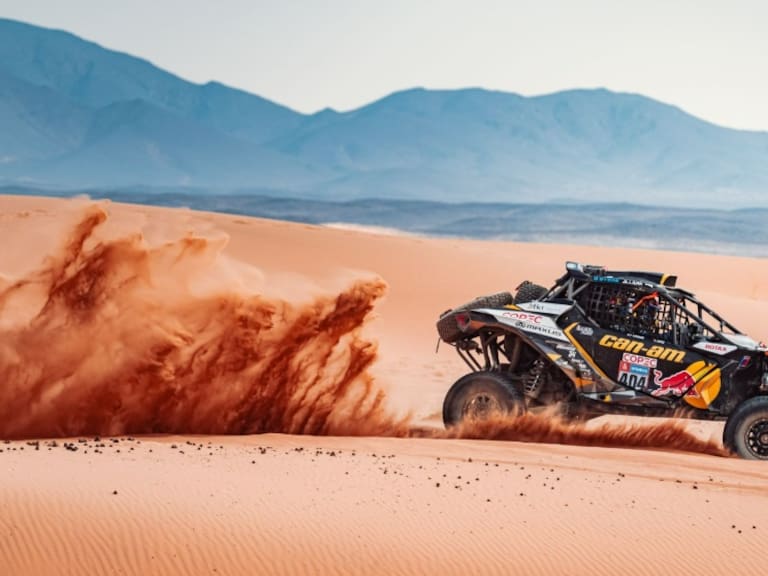 Francisco “Chaleco” López se mantiene tercero en la general y sigue acortando distancia con el segundo en el Rally Dakar