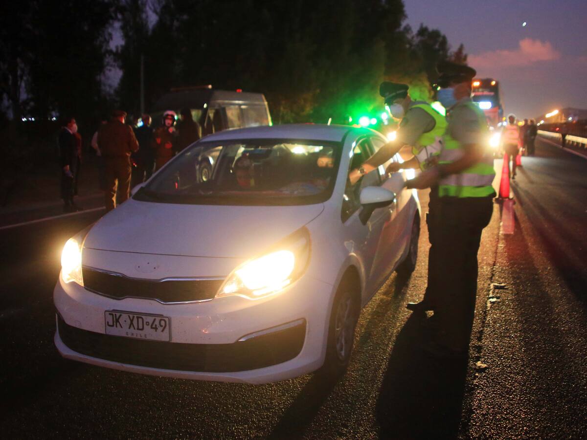 OMS cuestionó actuar de chilenos durante noche del jueves por Semana Santa