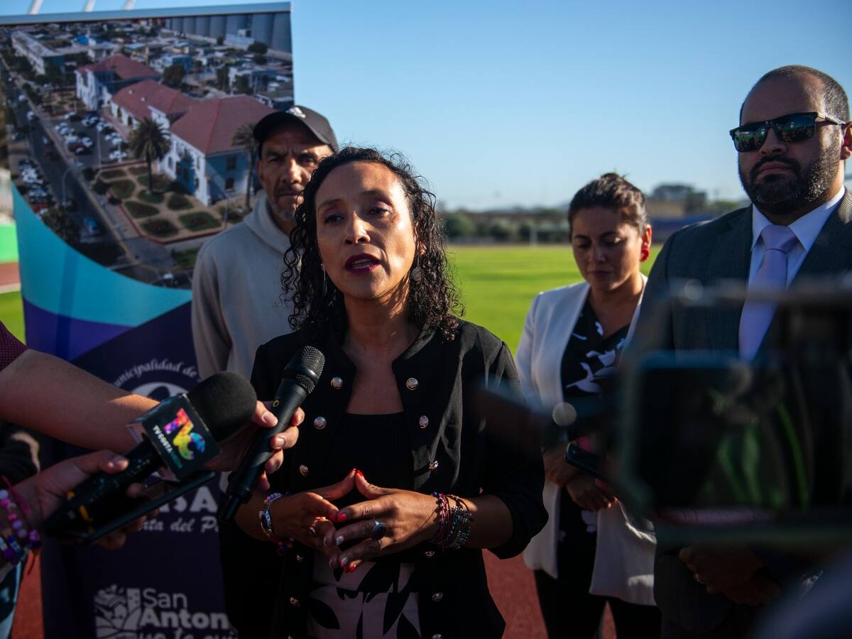 Municipio de San Antonio se querella contra los involucrados en diseño y construcción del Estadio Olegario Henríquez