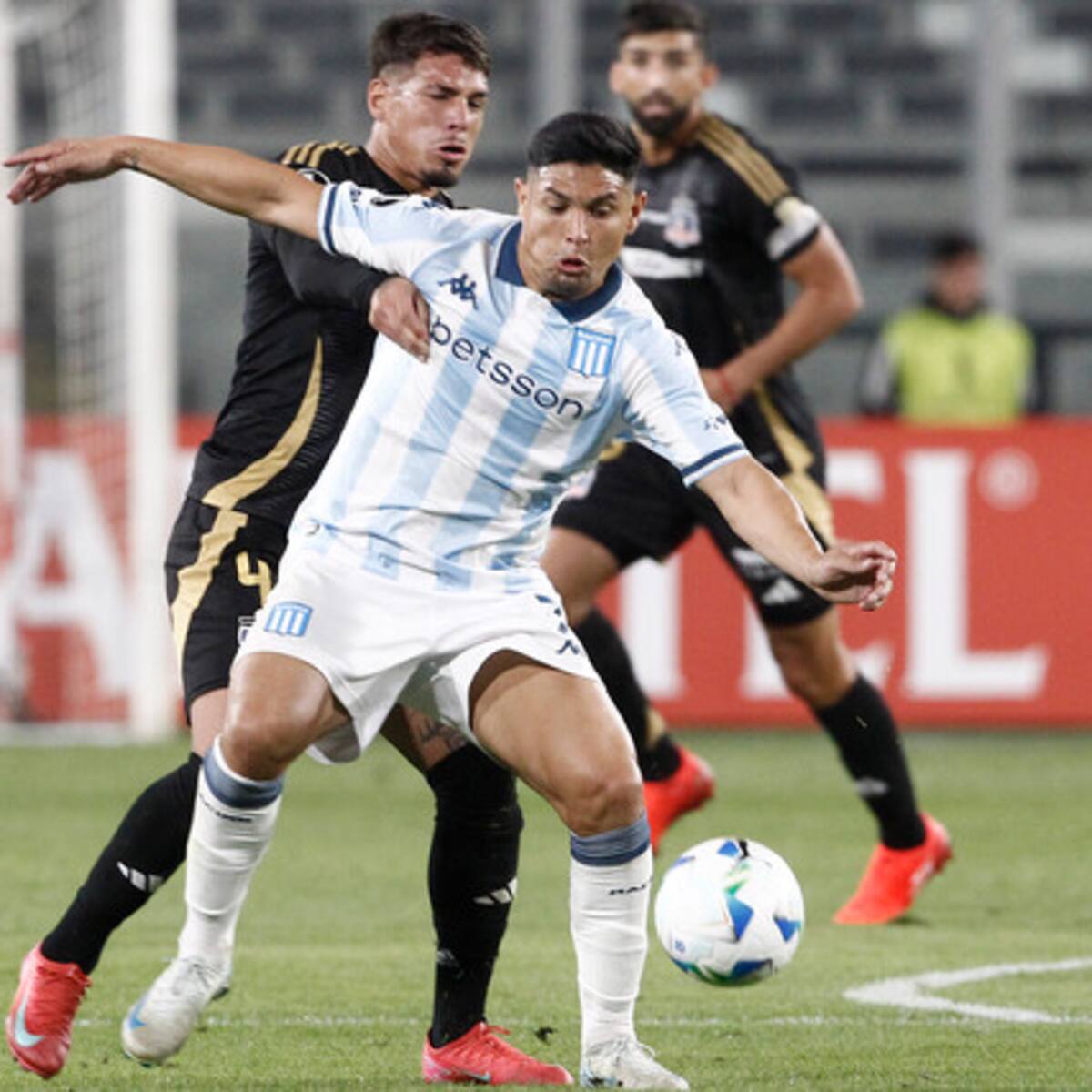 El lamento de Emiliano Amor tras empatar con Racing: “Queríamos regalarle a la gente una victoria y no pudimos. Es una sensación bastante amarga”