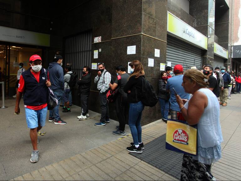 Federación Internacional de AFPs y segundo retiro: «Acá se está usando el dinero de los trabajadores para dar una falsa sensación de bienestar»