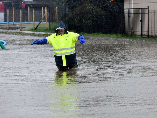 07 de julio 2026/ VALDIVIA
Intensas lluvias provocan anegamiento en diversas calles de la ciudad.
MIGUEL ANGEL BUSTOS / UNO NOTICIAS