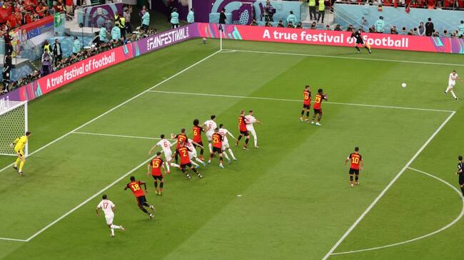 FIFA aprueba nueva regla del fuera de juego que le pone fin al offside milimétrico: se probará en tres países