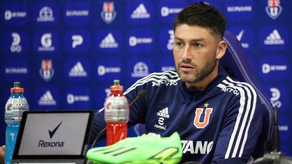 Álvaro Brun pide el aumento de aforo en los estadios: "Ojalá el clásico con la UC sea con cancha llena"