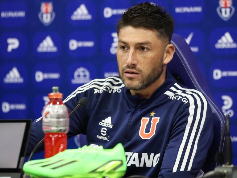 Álvaro Brun pide el aumento de aforo en los estadios: "Ojalá el clásico con la UC sea con cancha llena"