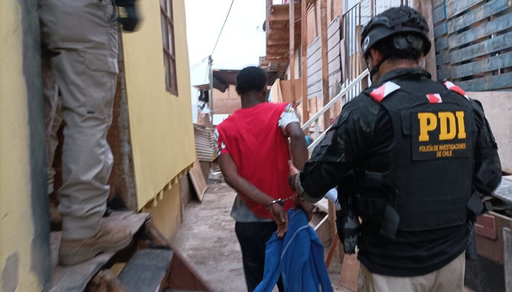 X @FRANTOFAGASTA | El operativo llevado a cabo en la toma Génesis 2