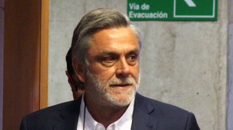Pablo Longueira, 1024x576 jpg ok