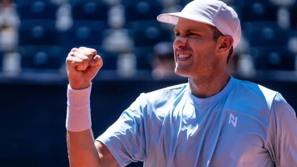 Nicolás Jarry avanza en Gstaad y vuelve a los cuartos de final de un ATP luego de tres años