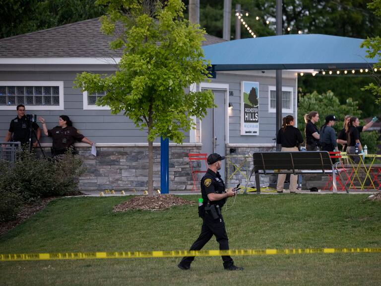 Cinco fallecidos en tiroteo durante fiesta de cumpleaños familiar en Kentucky: el responsable murió en persecución policial