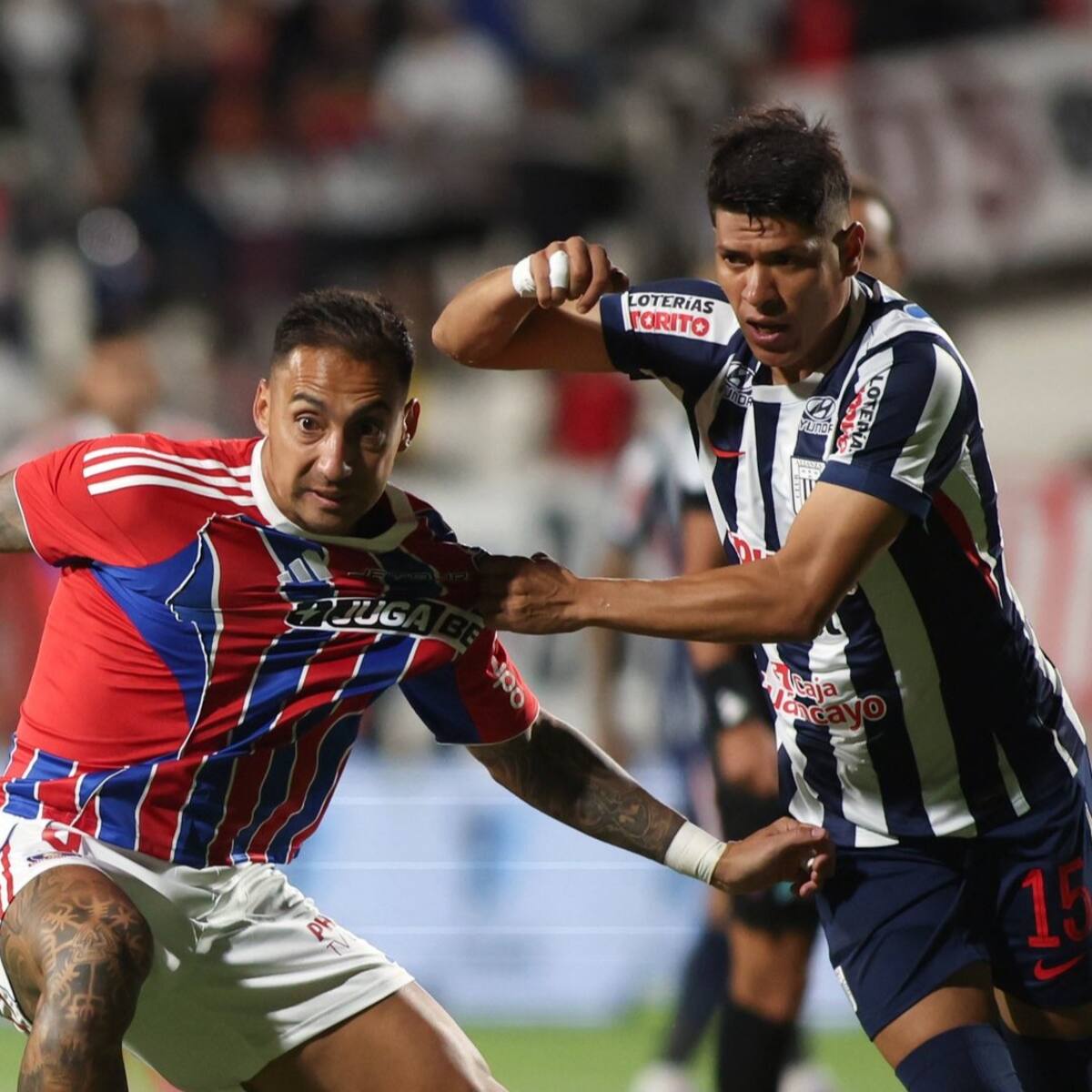 Rivales de Colo Colo en amistoso en Uruguay fueron denunciados por abuso sexual: ya fueron separados del equipo