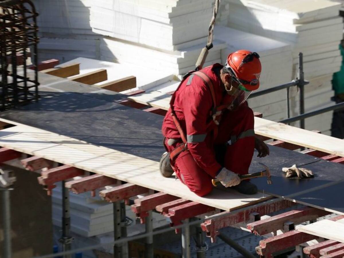 Cámara Chilena de la Construcción alertó que se han perdido el 50% de los empleos debido a la crisis sanitaria