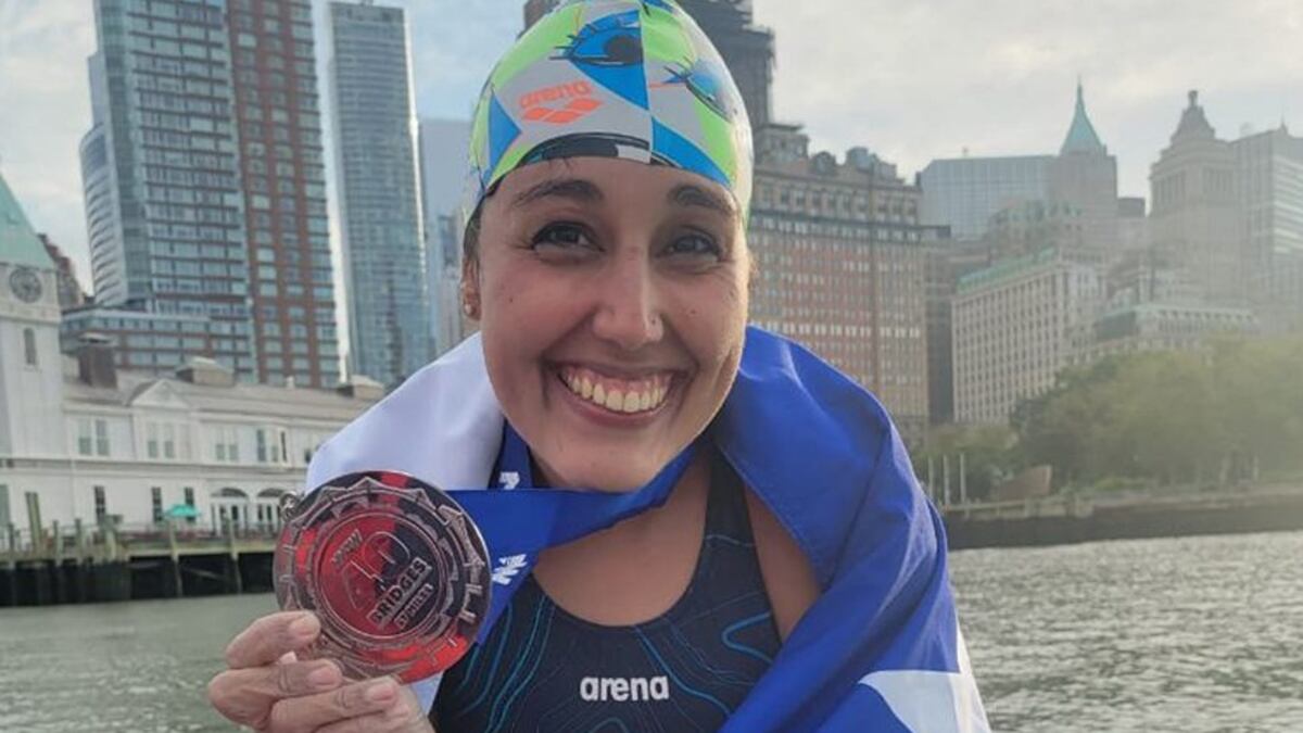 Bárbara Hernández rompió récord en Manhattan