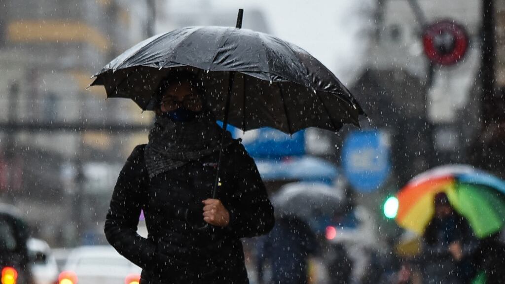 Lluvia en Santiago
