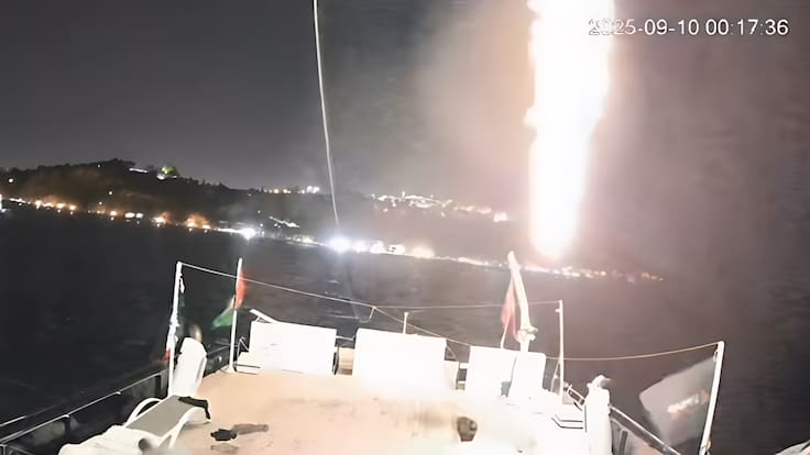 Vuelven a atacar flotilla humanitaria para Gaza: impactantes imágenes muestran misil lanzado desde dron