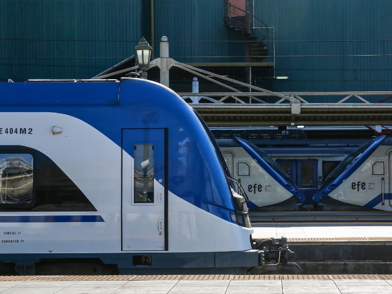 Estuvieron cerradas por casi 10 años: EFE reabrirá dos estaciones de tren en Chile