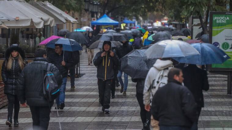 Lluvia en Santiago - pronóstico tiempo
