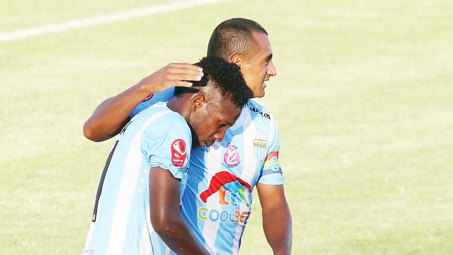 Yorman Zapata fue víctima de intento de encerrona tras festejar el ascenso con Magallanes: "Nos dispararon, le apuntaron al automóvil"