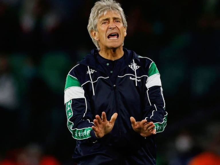 Pellegrini furioso tras derrota del Betis ante el Celta en España: «Jugamos 70 minutos con una expulsión que no puedo entender»