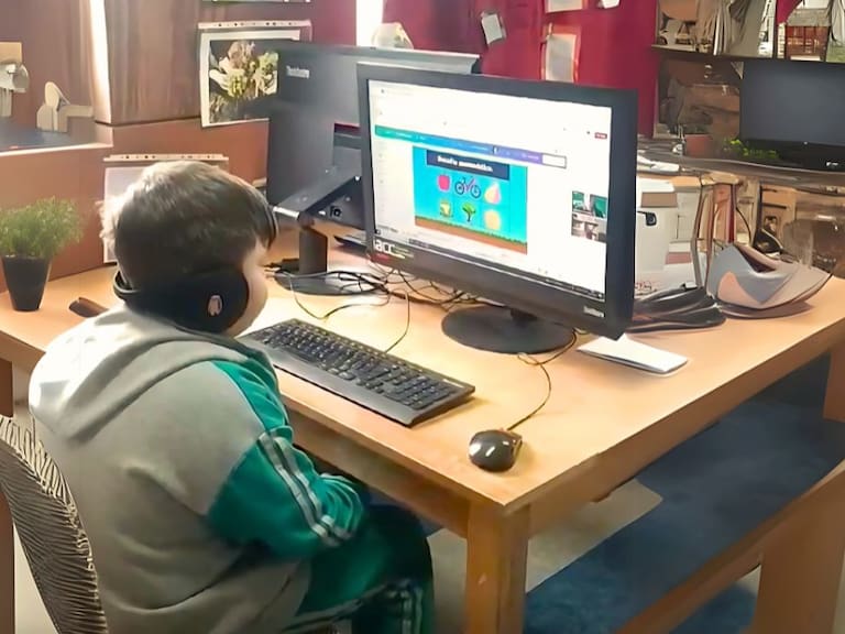 Día del Libro y Derecho del Autor: profesionales formados en IACC transforman el futuro lector de más de 500 niños y niñas a lo largo del país