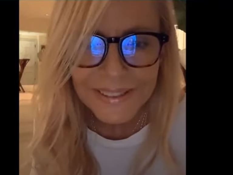 Cecilia Bolocco captura referencial bajo el margen de su publicación a Pepo Daire