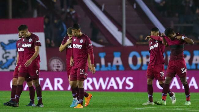 "Ganen o caminan": amenazan a jugadores de Lanús con quemar sus vehículos