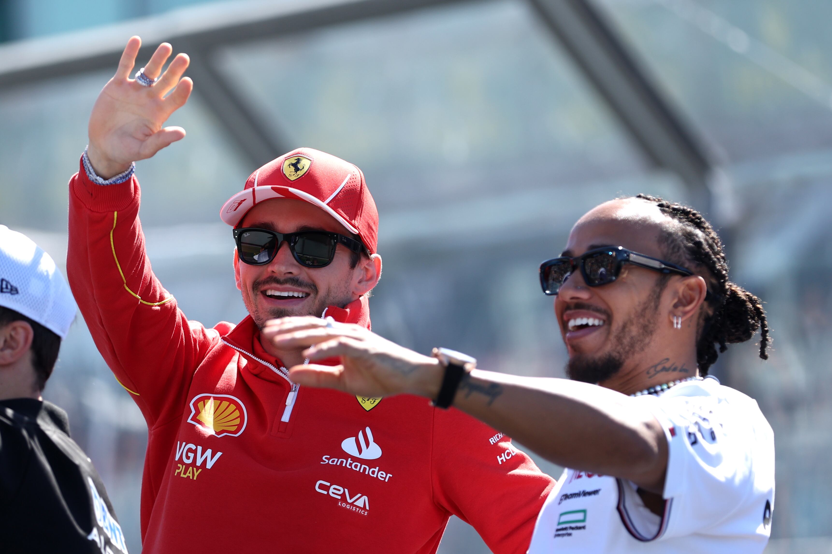 Charles Leclerc aplaude el arribo de Lewis Hamilton a Ferrari | Getty Images