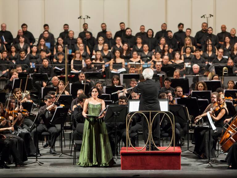 Inicio de la temporada 2020 del teatro Municipal de Santiago