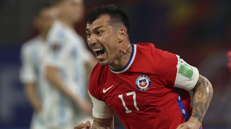 Gary Medel reitera su intención de continuar en la Roja