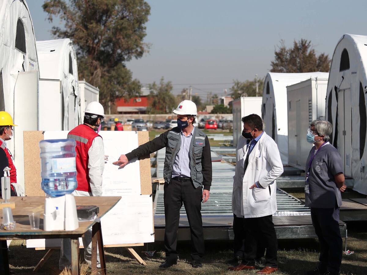 Sótero del Río recibió 10 nuevos ventiladores y Hospital Modular alista su funcionamiento