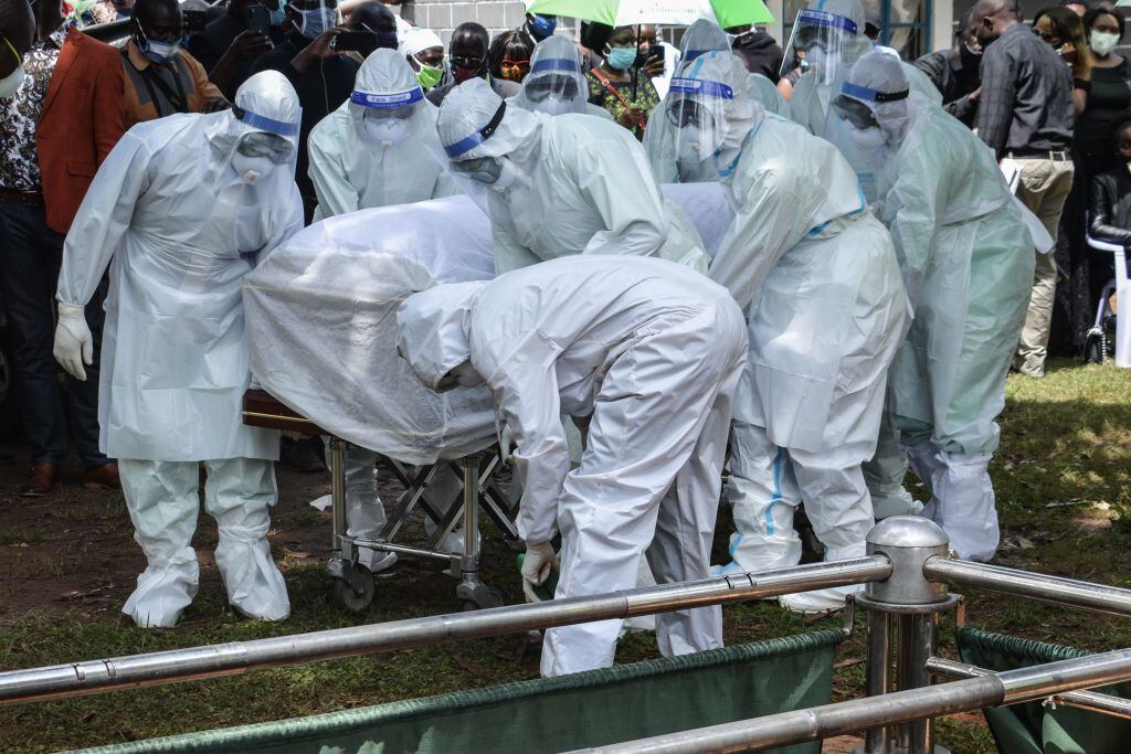 La muerte de un médico por el Covid-19 en Kenia