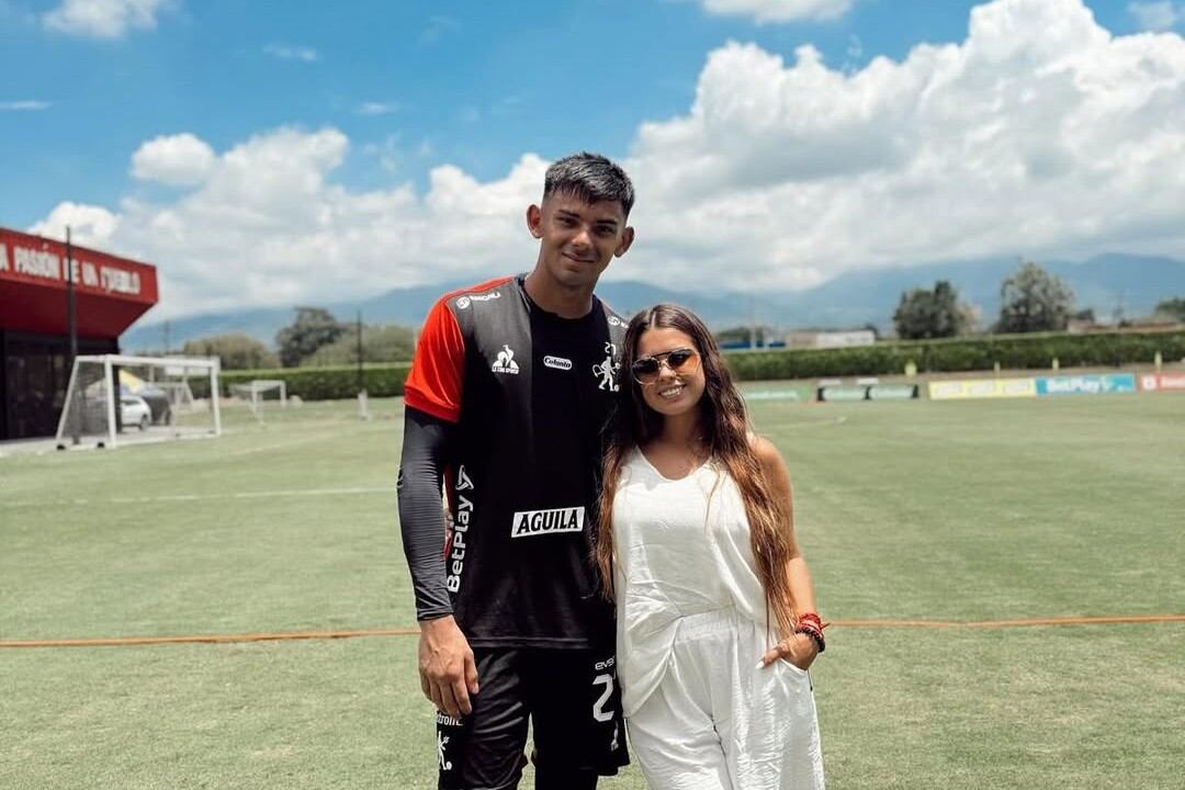 Instagram @santi_silva1