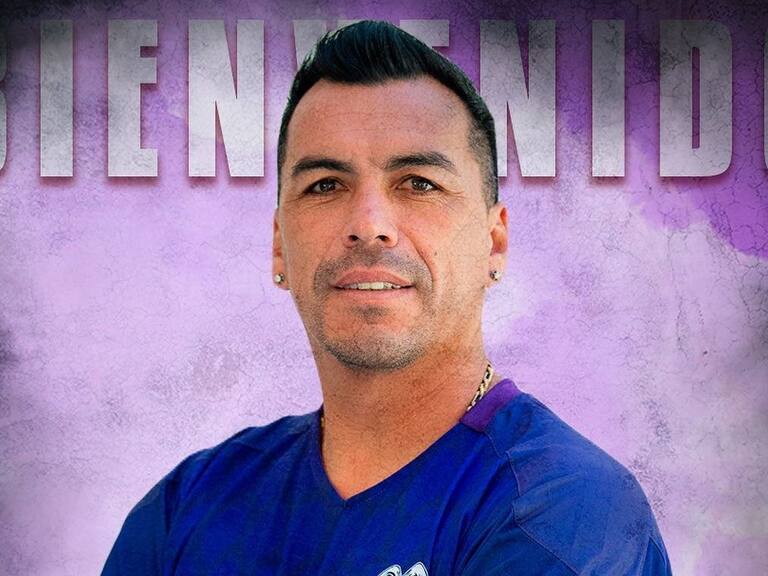 ¡Es oficial! Esteban Paredes regresa del retiro para defender la camiseta de San Antonio Unido