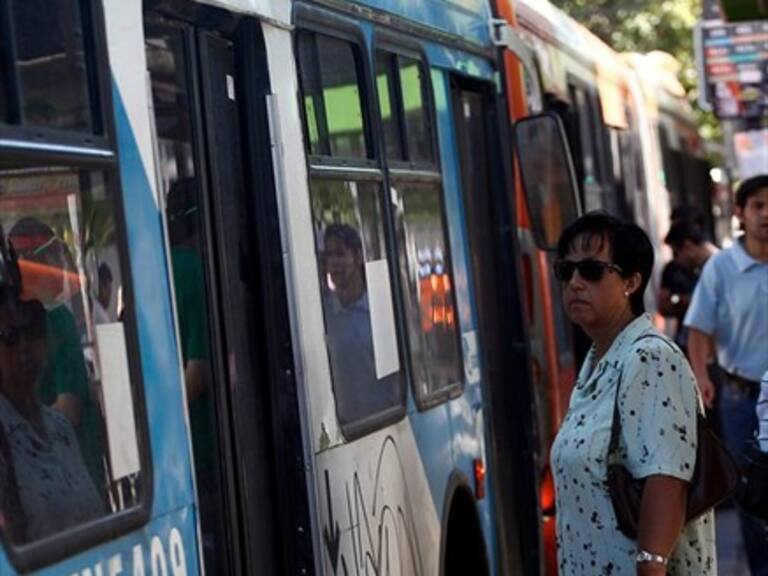 Atropello múltiple en La Pintana: Adulto mayor en riesgo vital