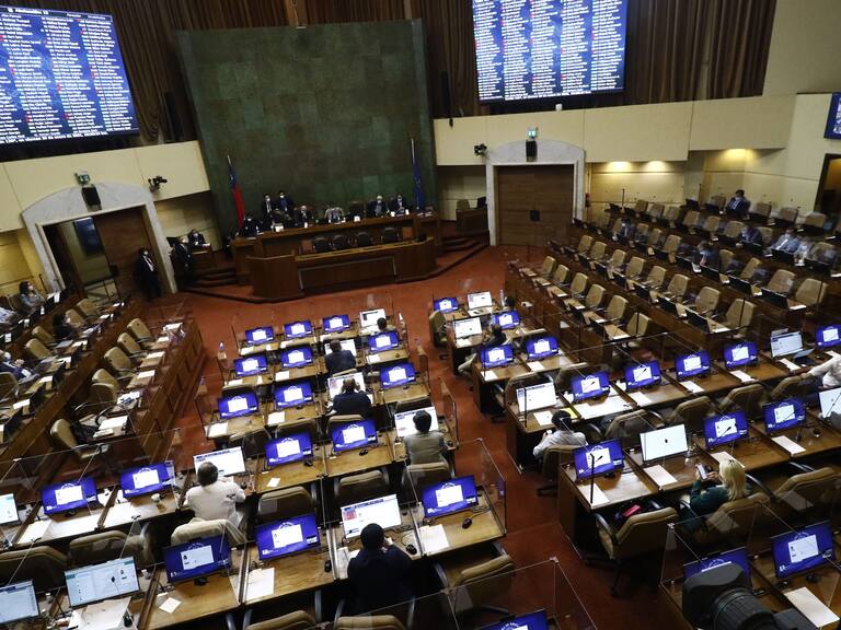 Será ley: Cámara aprobó proyecto que regula a los agentes de los mercados