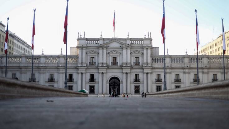 CFA advierte que el Estado deberá recortar 6 mil millones de dólares para cumplir meta fiscal antes de 2029