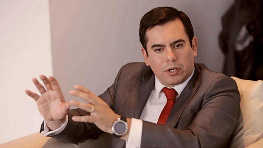 patricio fernández - isapres