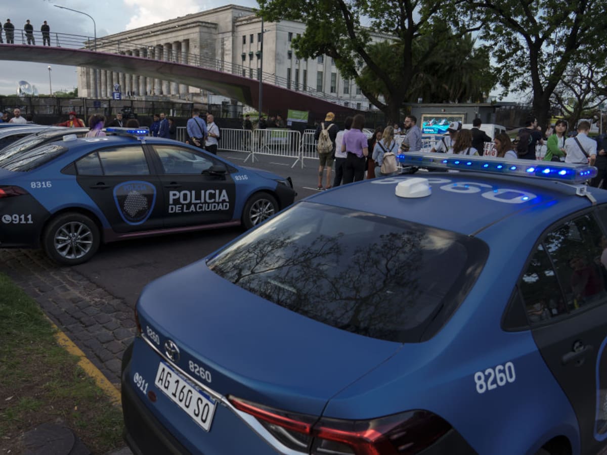 Argentina destina 86.000 agentes de seguridad para elección presidencial de este domingo